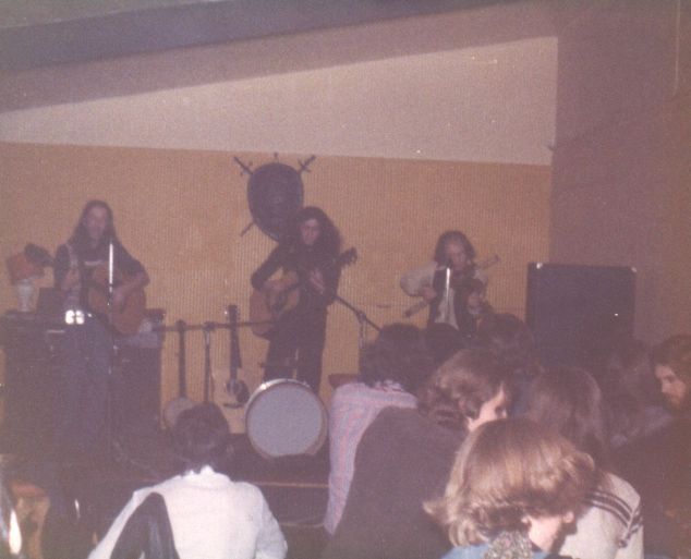 Wildgust at the Pheasant pub, c. 1976. Me on the right on fiddle, Dick Langford in the middle, Martin Thorne on the left